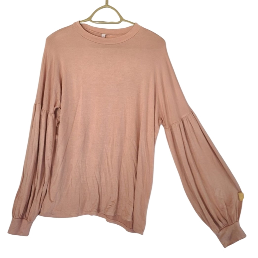 2 Hearts Mauve Balloon Sleeve "Better Than Basic" Top - Size M